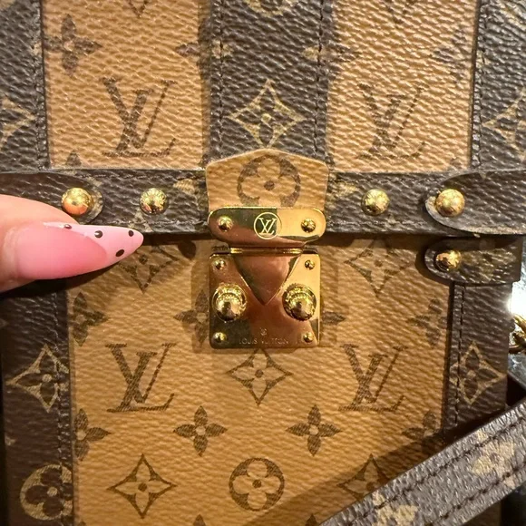 Louis Vuitton Trunks Revese Monogram Bag - Picture 7 of 9